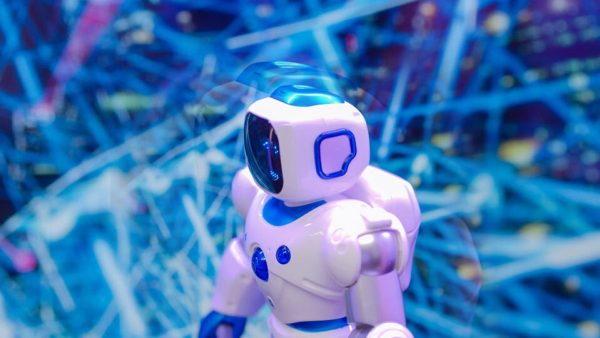 Stop Feeding Raw Data to Your AI Agents — Use a Semantic Layer Instead